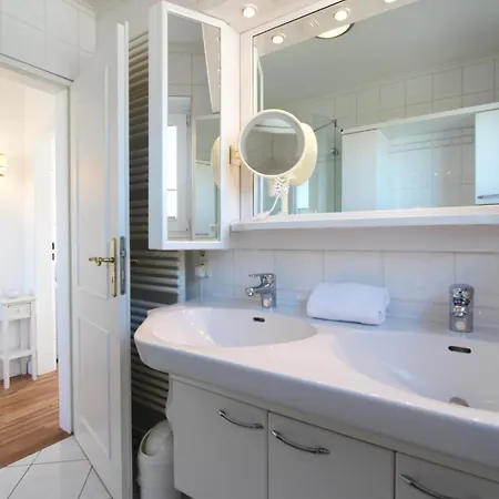 Wonningstair - Duenenstr 19, App 2 *